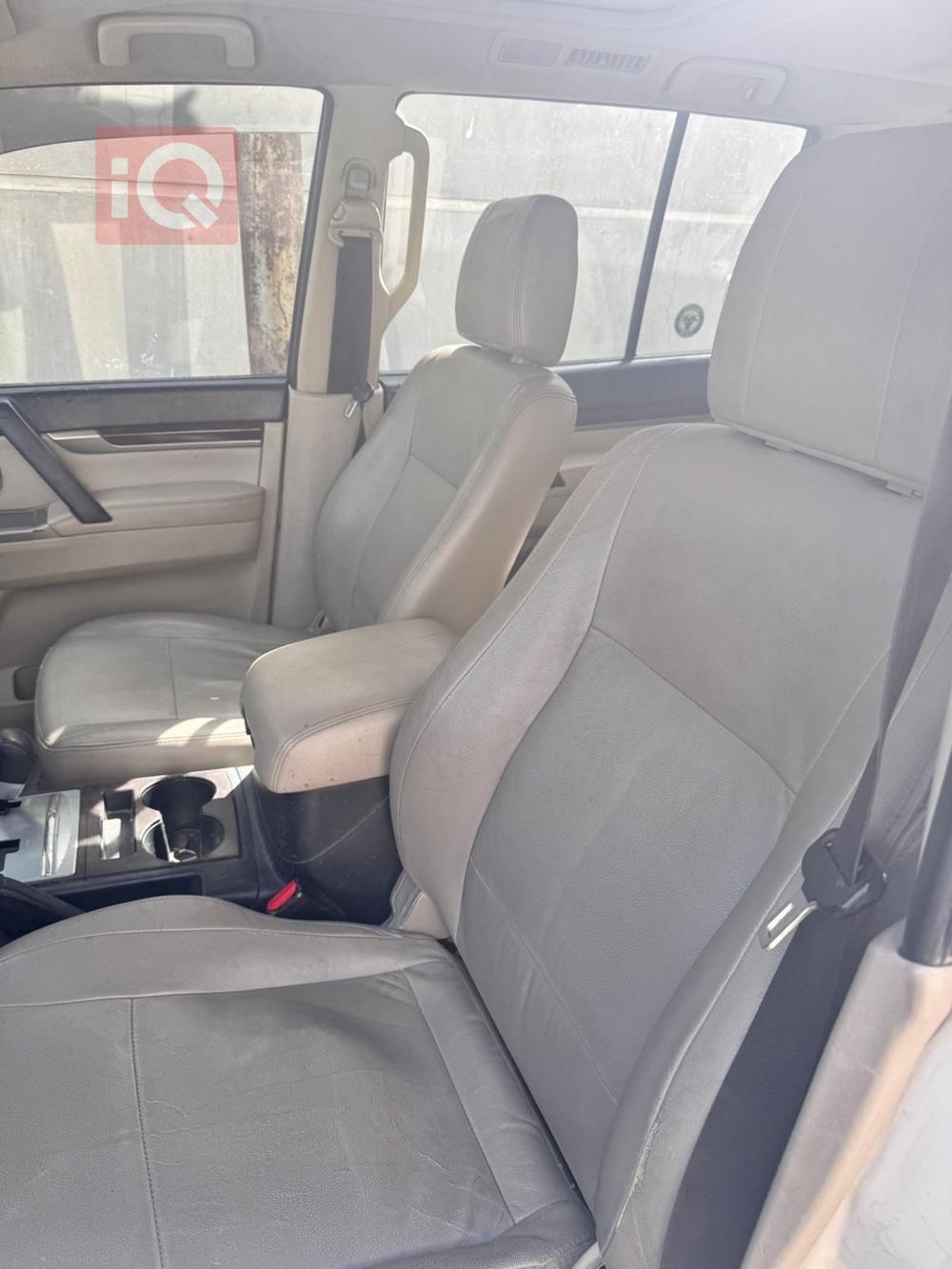 ميتسوبيشي باجيرو